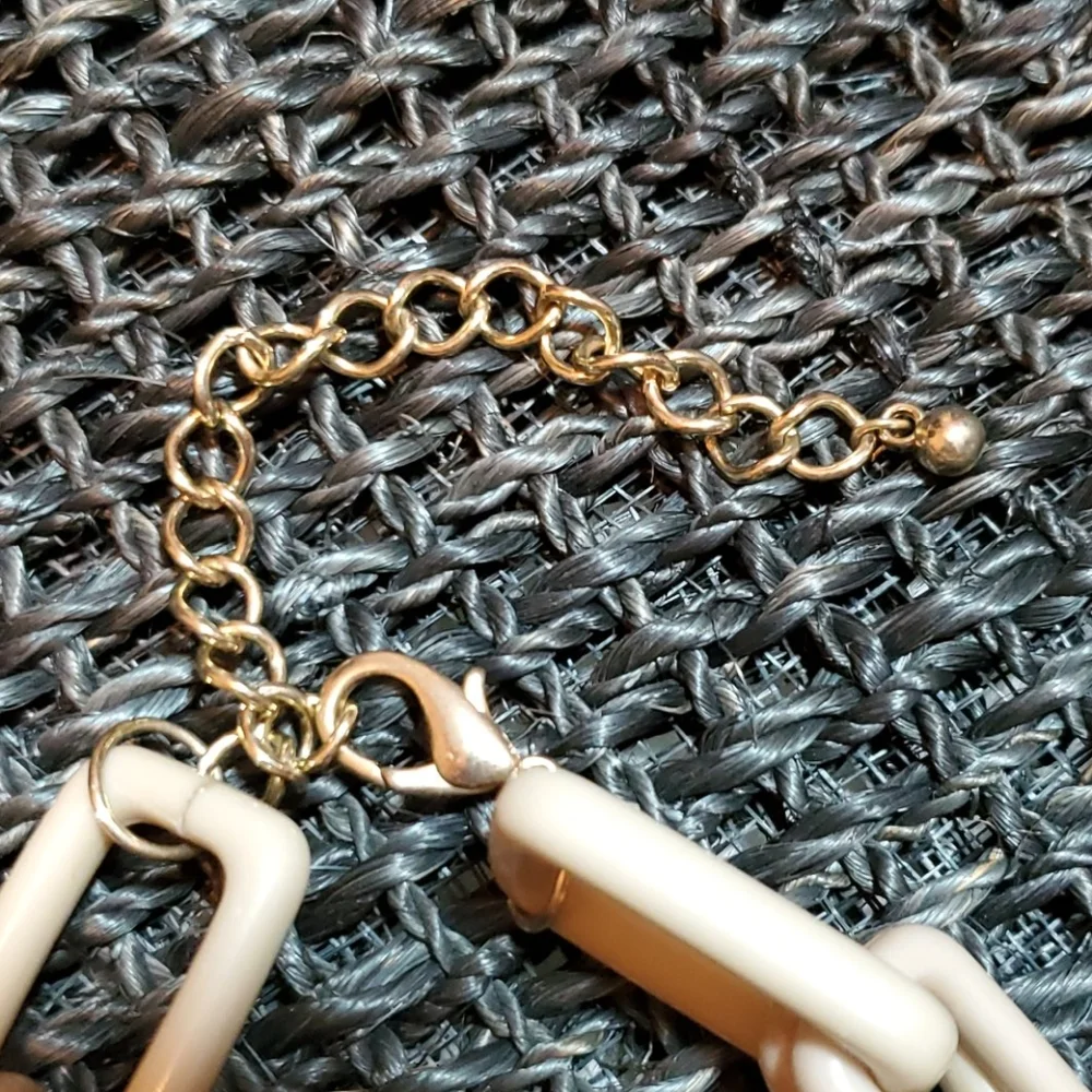Boutique brand link chain taupe statement necklace